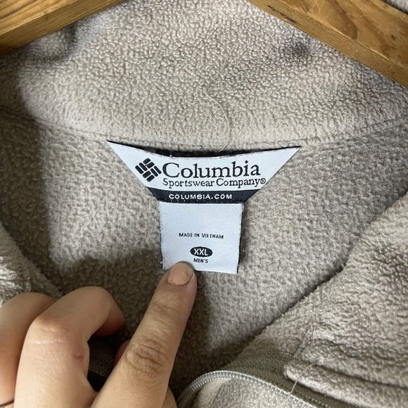 Columbia Taupe Tan Full Zip Fleece Jacket - Picture 3 of 6